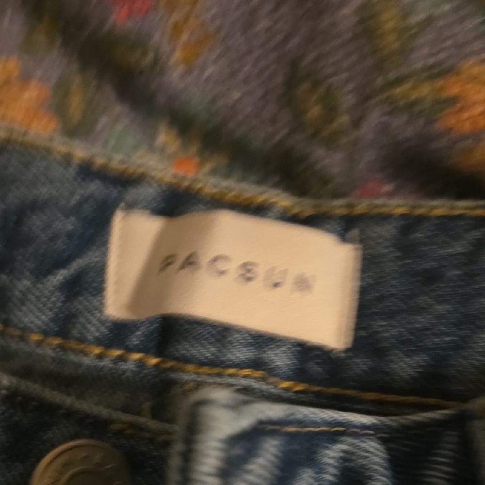 PacSun Women's Classic Blue Straight Leg Jeans - Picture 4 of 8